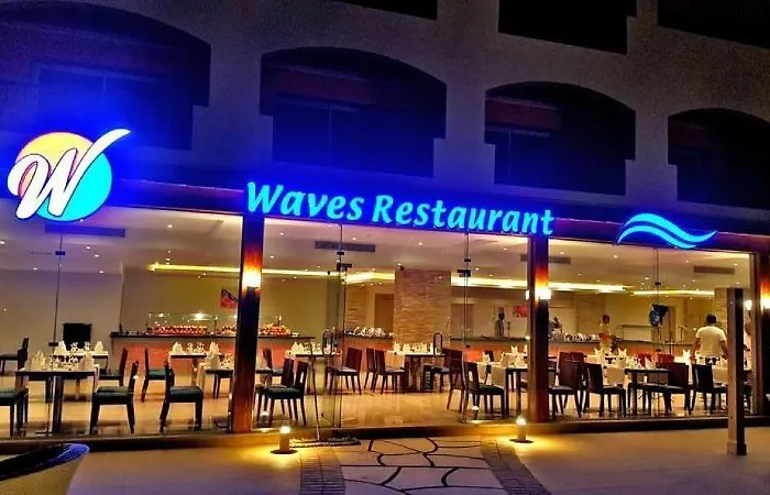 Naama Waves 5* Sarm es-Sejk