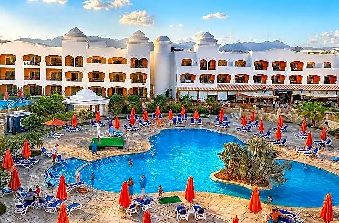 Naama Waves Üdülőközpont 5*