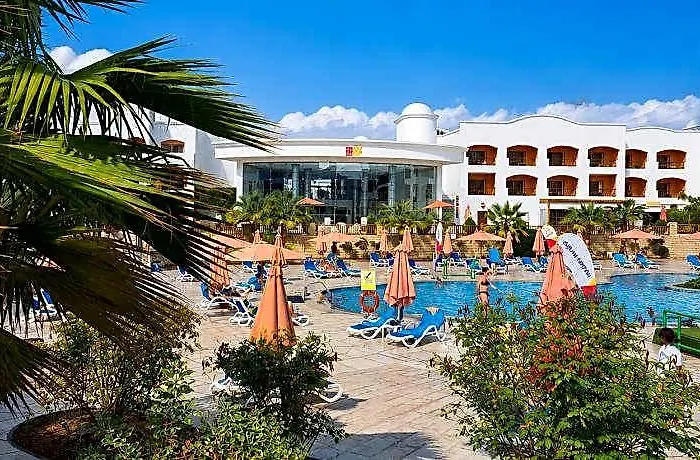 Naama Waves Üdülőközpont Sarm es-Sejk