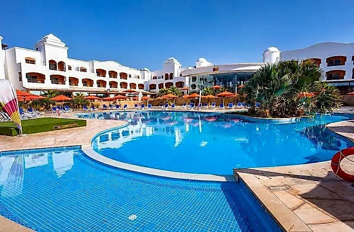 Naama Waves Resort 5*