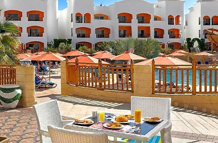 Naama Waves 5*