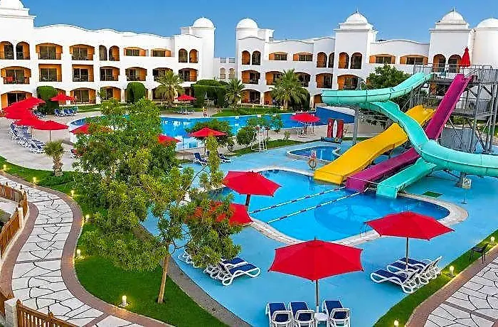 Naama Waves 5*