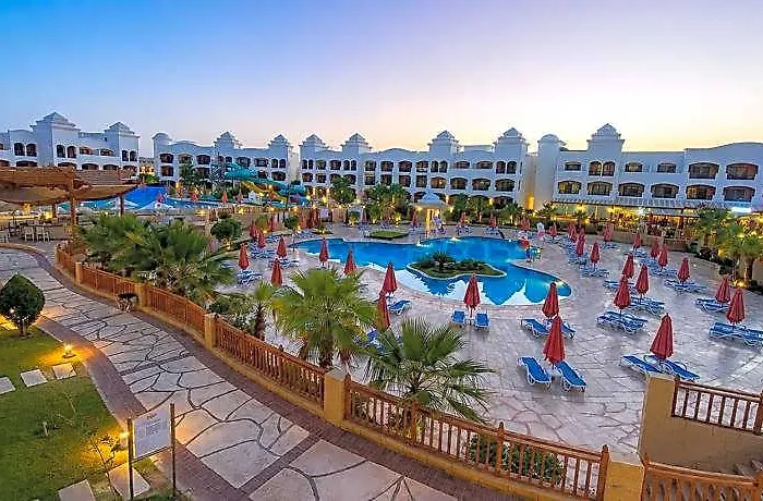 Naama Waves Üdülőközpont